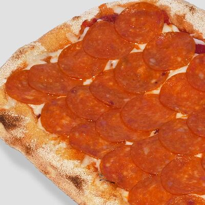 Пицца Пеперони в ЗАКАЗУУМ ZAKAZOOM по цене 824 ₽