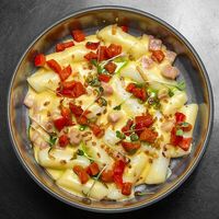 Сырные Токпокки с ветчиной и печеным перцемв Palmer