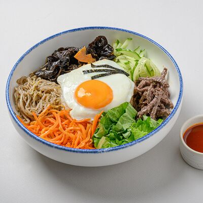 Пибимпаб с говядиной в NYUSURI корейская кухня по цене 749 ₽