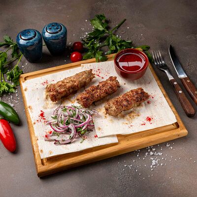 Люля-кебаб из баранины в Шато Манави по цене 1100 ₽