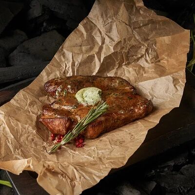 Стейк из свиной шеи в Гвозди по цене 540 ₽