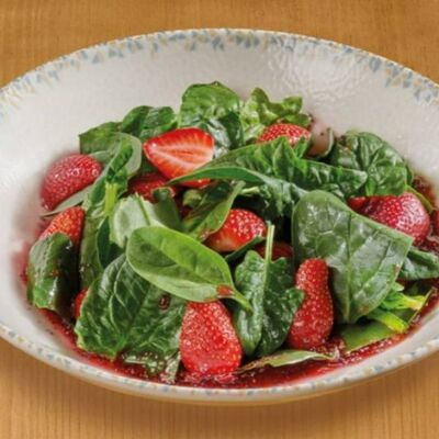 Insalata con fragole в Папалео по цене 780 ₽