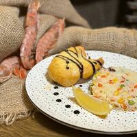 Сёмга, запечённая в сливочном соусе, с рисом Басмати в Lesnik