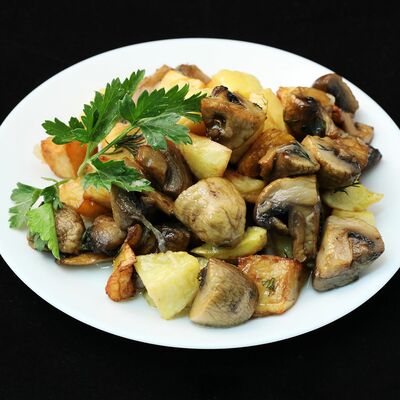 Картофель с грибами в Ливан Хаус по цене 210 ₽