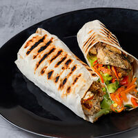 СуперМясная со свининой в Marshall Grill