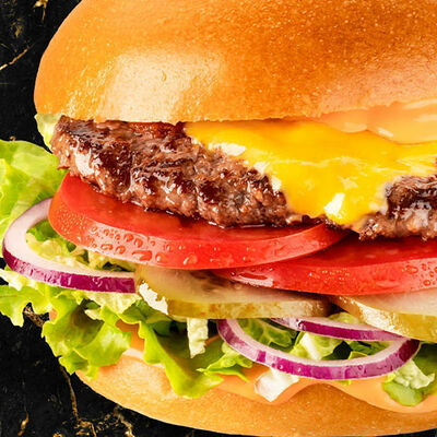 Бургер Классика Black Angus в Black Star Burger по цене 590 ₽
