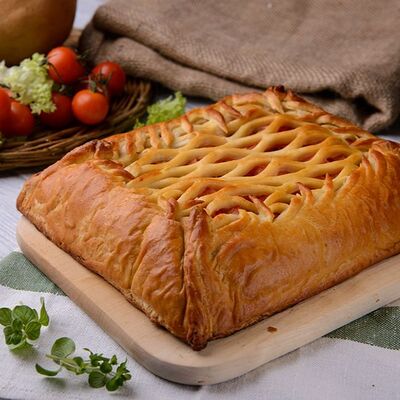 Постный пирог с томатом и шпинатом в Пироговая лавка по цене 1710 ₽