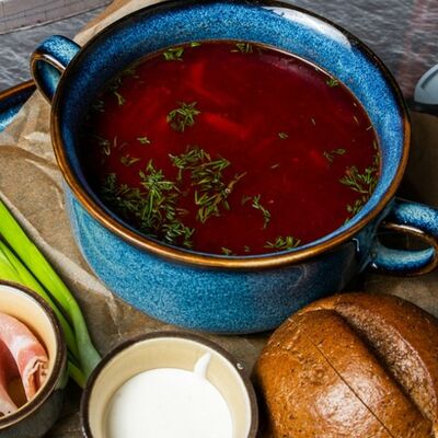 Борщ с говядинойв Ленинградский Экспресс по цене 650 ₽