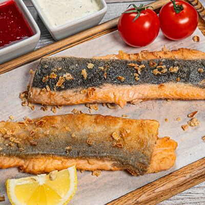 Горбуша жареная филе в Yunga Tim Fish & Grill по цене 1490 ₽