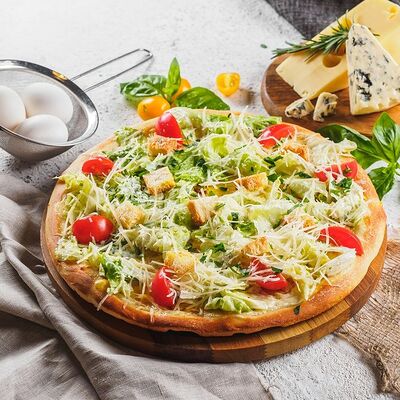 Пицца Цезарь в Maki Family по цене 359