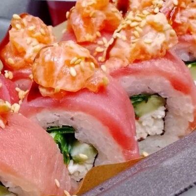 Вулканв Пицца Рак и Суши по цене 970 ₽