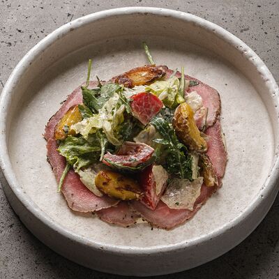 Салат с ростбифом в Penny по цене 700 ₽