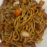 M-6 Жареная лапша с курицей в кисло-сладком соусе в ЛайФуЮаньlaifuyuan