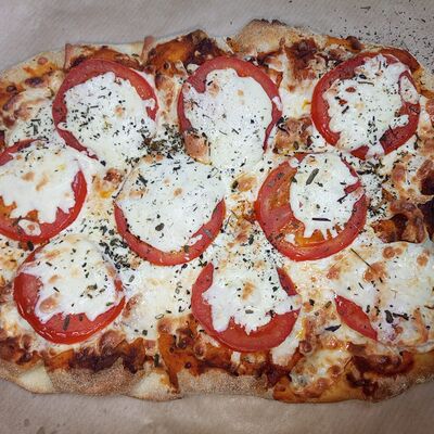 Пицца Маргарита в Кафе ЧСВ Шаурма по цене 770 ₽