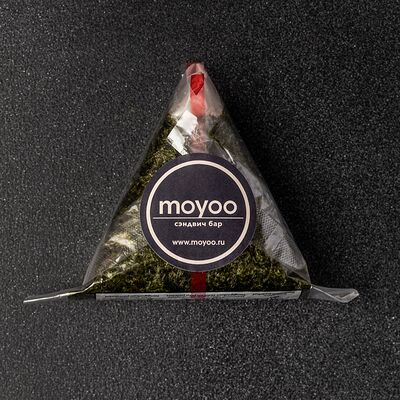 С тунцом в MOYOO по цене 280 ₽