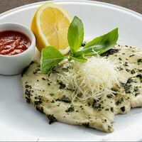 Фирменный шницель без панировкив Карл и Фридрих