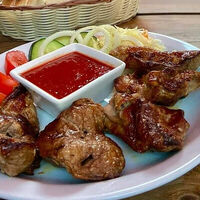 Куриные крылышки в Кафе Мещера