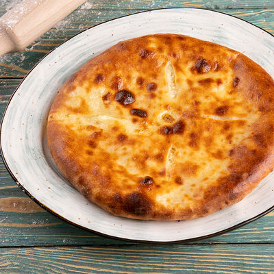 Хачапури по-имеретински в Грузинский дворик по цене 750 ₽