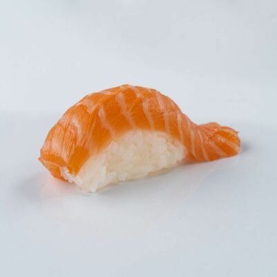 Суши Лосось в Рыбамясо по цене 80 ₽