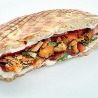 Шаурма в тандырной лепешке в Doner Vill