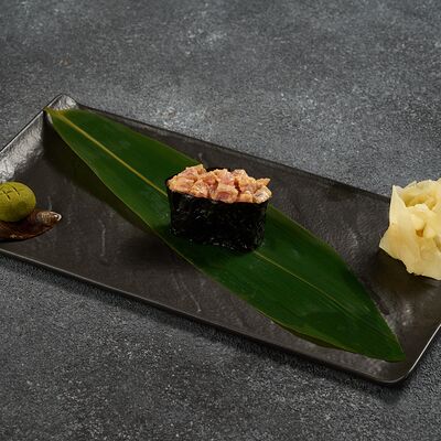 Гункан с тунцом в Колхида Palace по цене 175