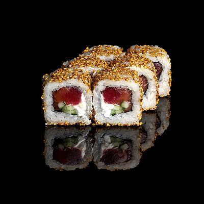Ролл Лосось с тунцом в Nishiki по цене 850 ₽