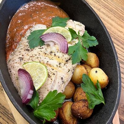 Тилапия с жареным картофелем в Breakfast по цене 620 ₽