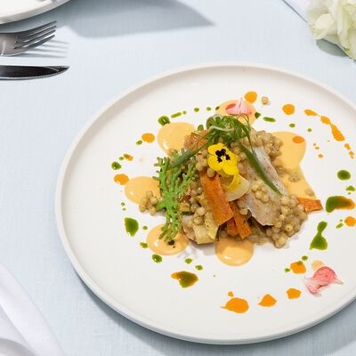 Судак с тельятелле из овощей в Замок Двин по цене 990 ₽