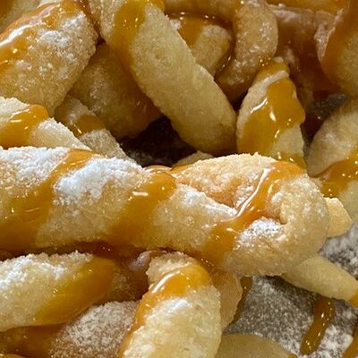 Анжолетти c карамельным топпингом в Storia Pizza по цене 299 ₽