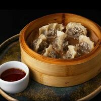 Китайские пельмени с говядиной и грибами в Кабуки