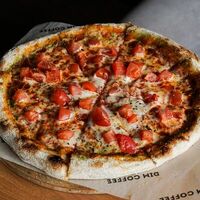 Пицца Маргарита 30 см в Dimcoffee