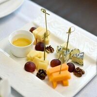 Сырное ассорти в Россвик