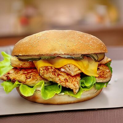 Гриль-бургер в Большой Аппетит по цене 664 ₽