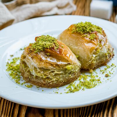 Дилбер с фисташками в Seckin Baklava по цене 230 ₽