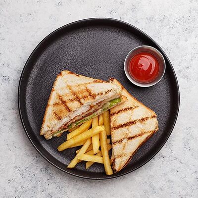 Клаб-Сэндвич, фри в Эклерная по цене 830 ₽