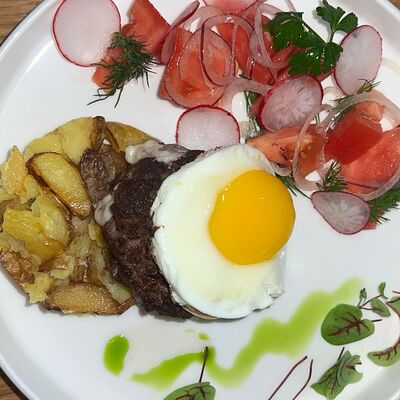 Бифштекс из мраморной говядины на огне в Adriatica по цене 1290 ₽