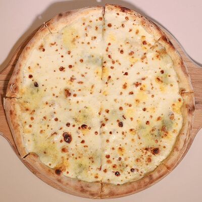 Пицца Четыре сыра в Positano по цене 1235 ₽