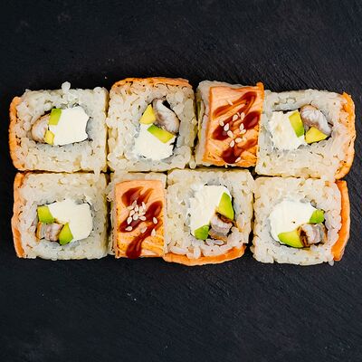 Филадельфия с опаленным лососем в Ичибан Sushi по цене 615 ₽