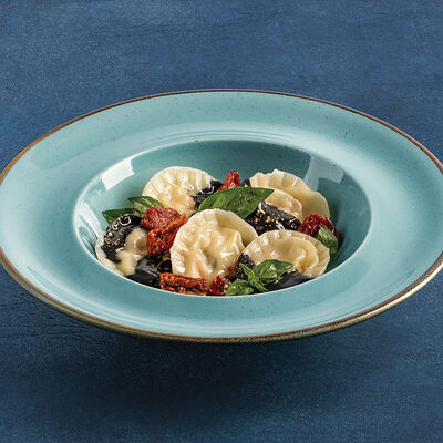 Равиоли с креветками в соусе из чернил каракатиц в Пицца Пи по цене 649