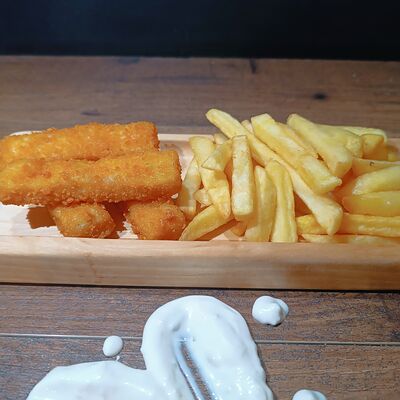 Fish & chips в Ride house grill and snacks по цене 329 ₽