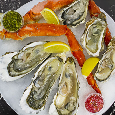 Сет устриц с крабом в Вкусноморье по цене 4995 ₽