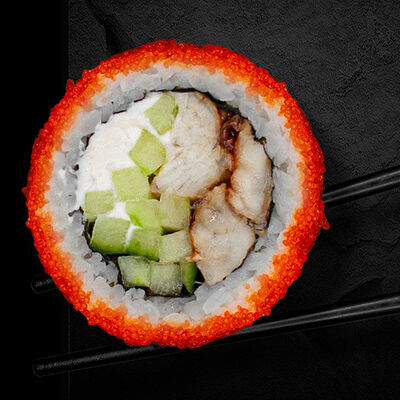 Калифорния Угорь холодный в Суши Хаб по цене 1325 ₽