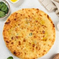 Пирог с курицей, шпинатом и сыром в Пирогос