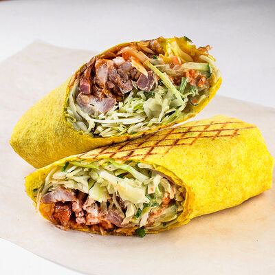 Шаурма из свинины с фри Сырная в Бурум по цене 210 ₽