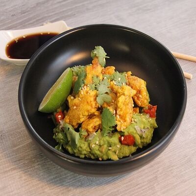 Креветки с гуакамоле в Pomidoroff по цене 700 ₽