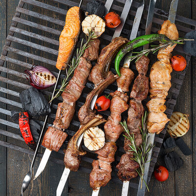 Три шашлыка в ЛарисуВаннуХочу по цене 1190