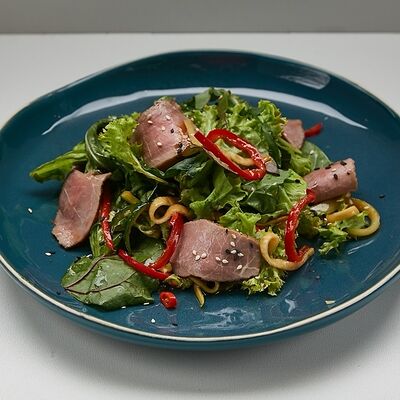 Острый салат с говядиной в Цех этого города по цене 529 ₽