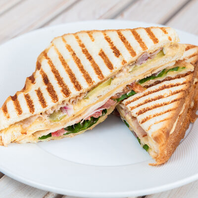 Клубный сэндвич в Бар Соль по цене 350 ₽