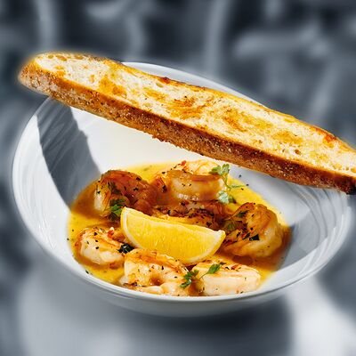 Креветки пиль пиль с хрустящим багетом в Sadko по цене 738 ₽