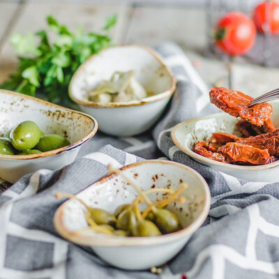 Ассорти итальянских закусок в Пряности & Радости на Васильевском по цене 560